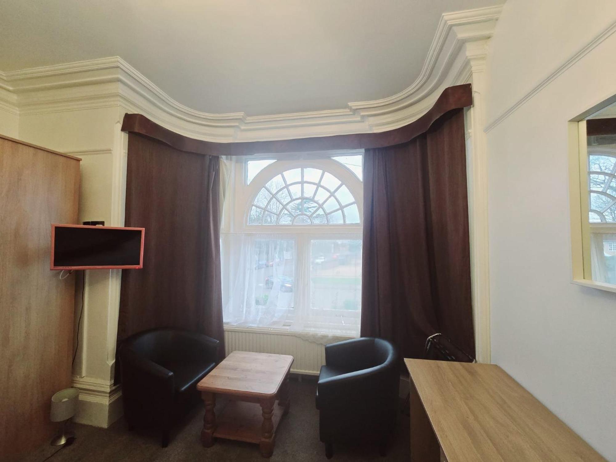 Kingswood Hotel Μεϊντενχέντ Εξωτερικό φωτογραφία